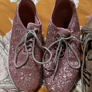 Glitter bomb sneakers